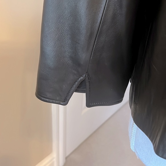 Cropped black leather jacket - Picture 3 of 5